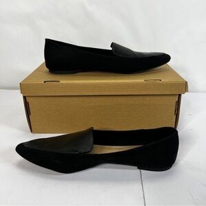 Pointed Toe Black Leather Flats 8